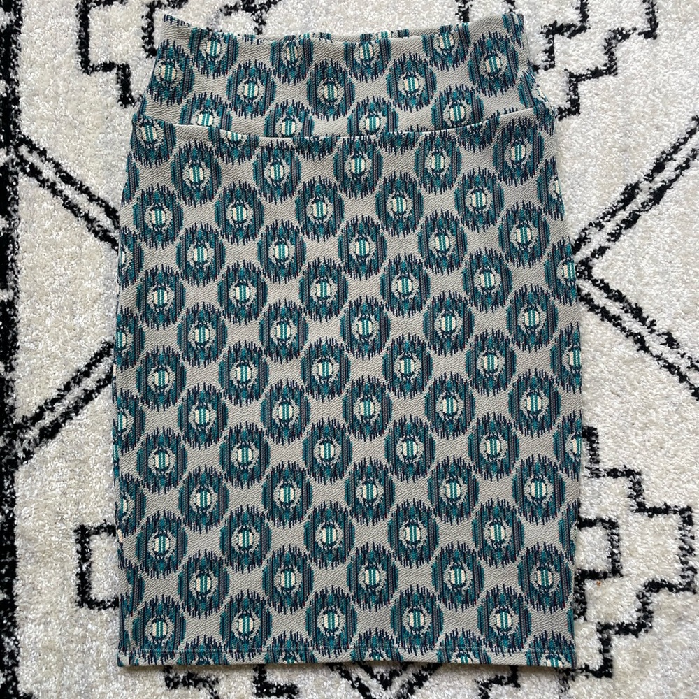 LulaRoe Cassie Pencil Skirt